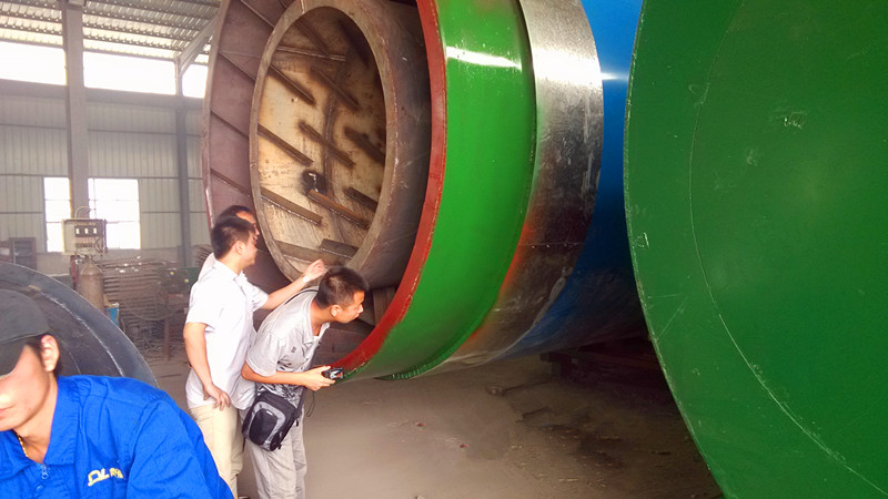 褐(hè)煤烘幹設備客戶(hù)考察現場