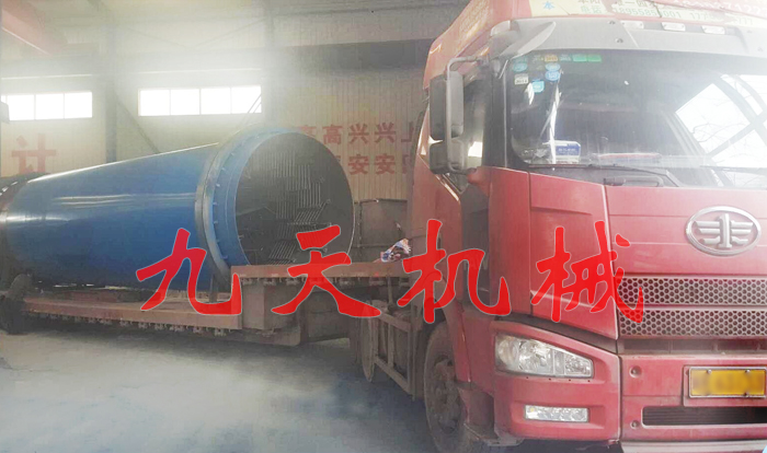 煤泥烘幹（gàn）機發貨